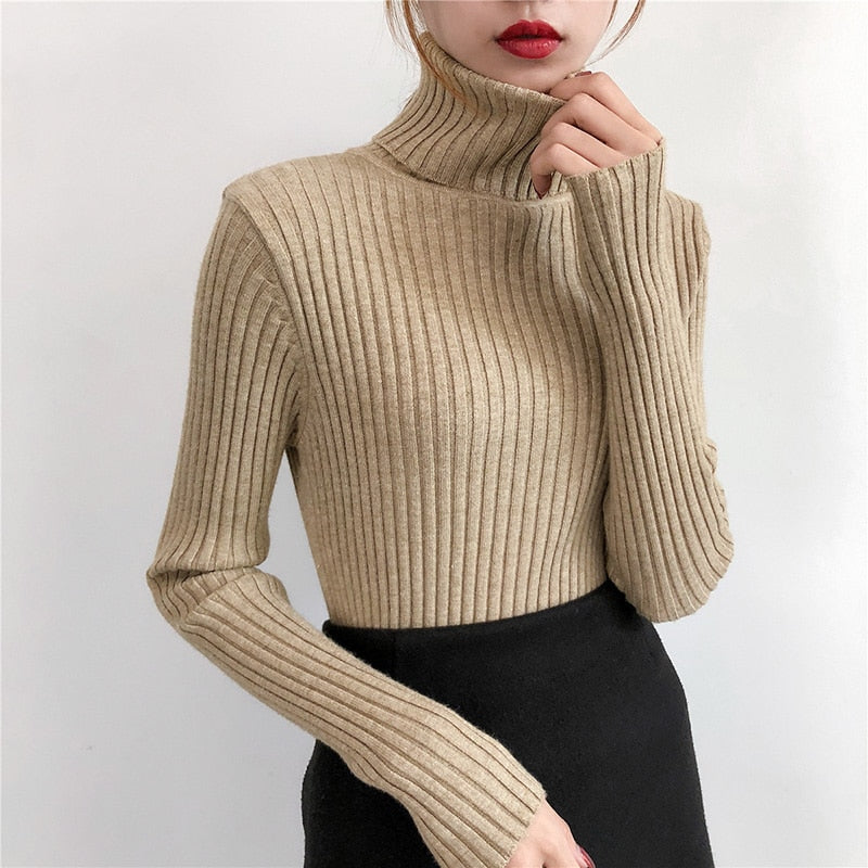 New high-collar white knitted sweater for autumn 2018