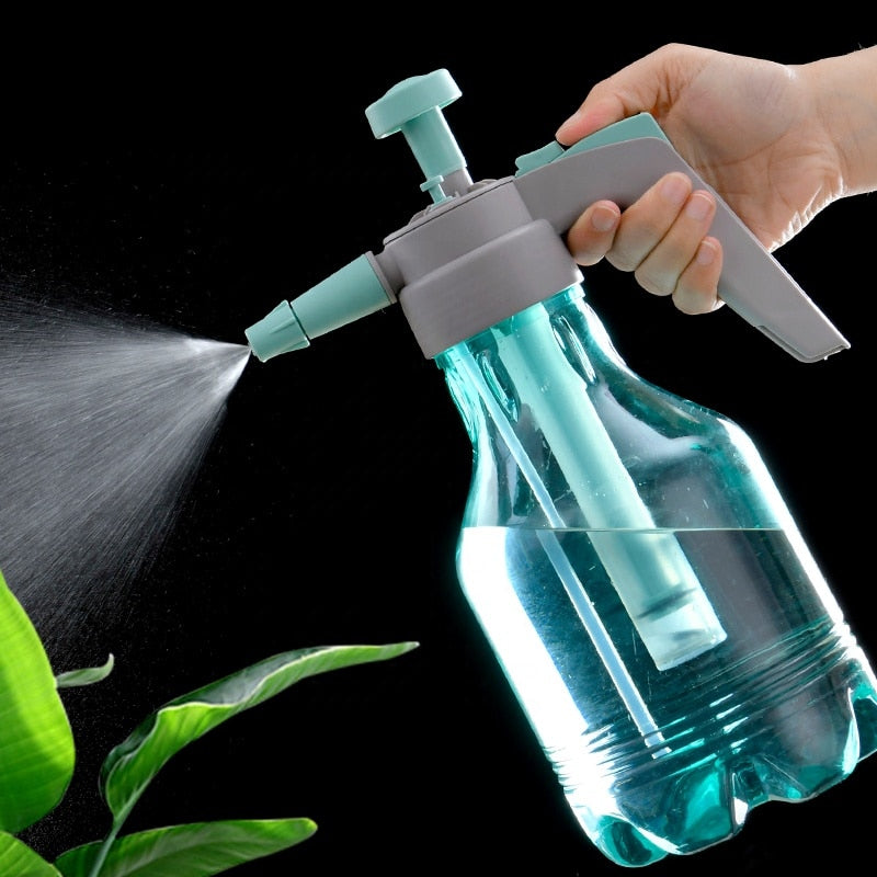 2L Watering Spray Bottle Munual Pressure Pump Save Effort Spray Gardening Household Watering Can Water Ajustable Garden Sprayer