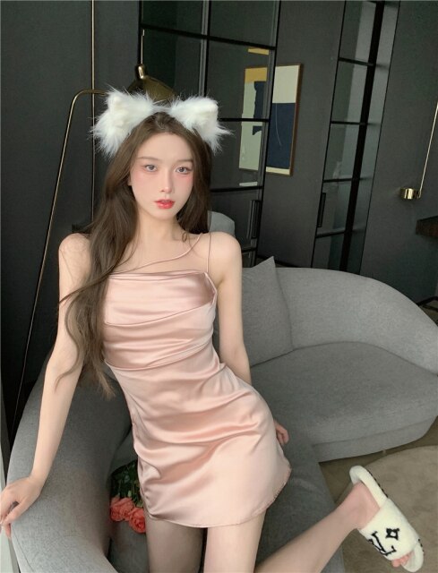Hong Kong Style Sexy Hot Girl One-Word off-the-Shoulder Tube Top Sheath French Style Temperament Slim Satin Strap Dress for