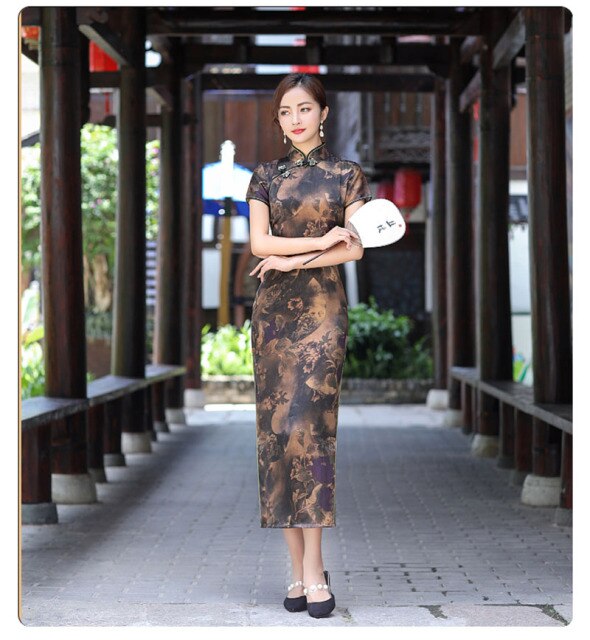 Sommer Lange Cheongsam Vintage Qipao Seide Mode Täglich Frauen Kleid Schlank Party Kostüm Kleider Lotus Landschaftsdruck