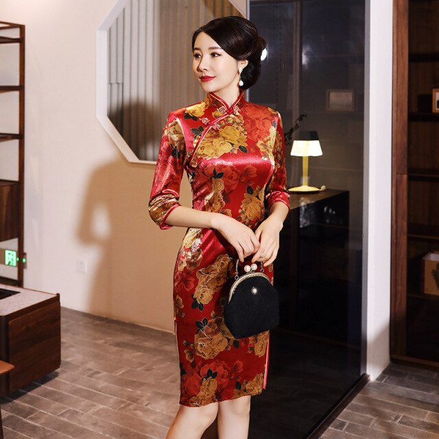 2021 nuevo vestido de mujer Vintage de terciopelo chino tradicional corto Cheongsam manga de tres cuartos cuello alto vestido ajustado de talla grande