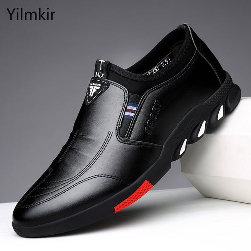 Fashion Men's Popular Casual Flat Shoes Outdoor Soft Soled Travel Sneakers Vogue Leather Men Business Non Slip Breathable Shoes
