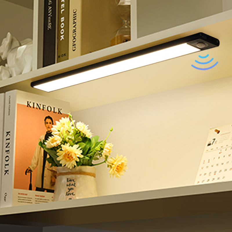 Gabinete de luz LED ultrafino Iluminación PIR Sensor de movimiento led USB recargable Aluminio negro Gabinetes de cocina Luces Iluminación LED