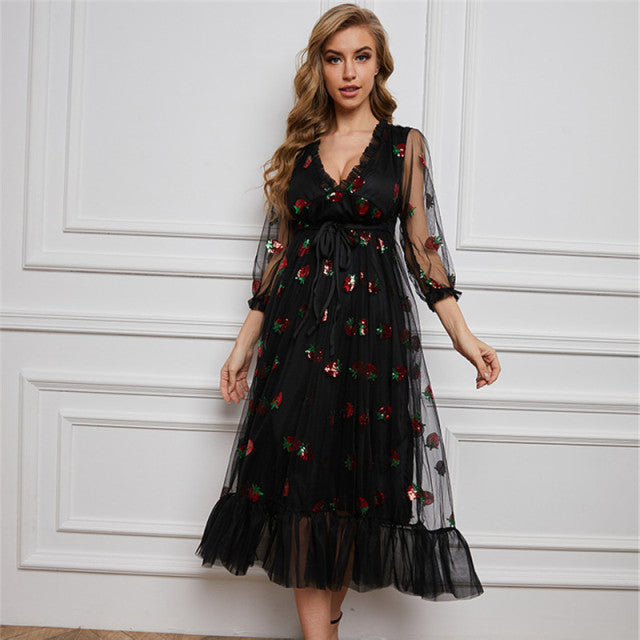 ISAROSE 2022 Strawberry Dress Damen Deep V Puff Sleeve Sweet Voile Mesh Pailletten Stickerei French Party Kleider 4XL 5XL