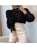 Camisa de retazos de encaje con flores caladas con cuello levantado y manga de pétalo, Blusas para mujer, blusa de encaje que combina con todo, Top blanco con botones 12419