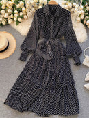 Frühling und Sommer Französisch Vintage Maxikleid 2021 Sommerkleid Damen Langarm Orange Polka Dot Chiffon Plissee Kleider Femme Robe